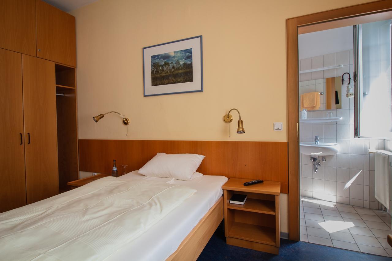 Hotel Goldene Gans Mannheim Exterior photo